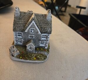 Charming Stone Cottage Figurine